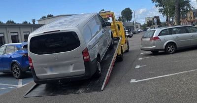 Policjanci odzyskali Mercedesa wartego 60 tys. zł