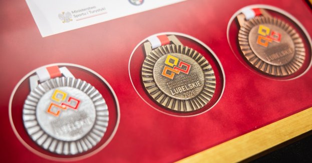 Ostatnie medale rozdane, punkty policzone, ale sportowe emocje wciąż są żywe. W Nałęczowie uroczyście zamknięto XXXII Ogólnopolską Olimpiadę Młodzieży w Sportach Letnich „Lubelskie 2026”. Przez dwa i pół miesiąca młodzicy i juniorzy młodsi z całej Polski walczyli o medale, reprezentując swoje kluby i województwa.